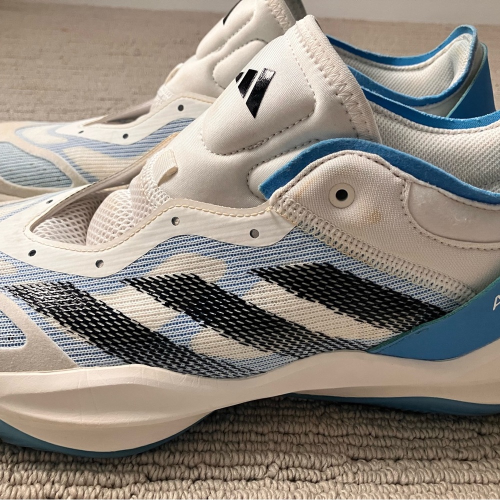 ⭐️ Adidas Adizero Lightstrike Tennis Shoes Size 11